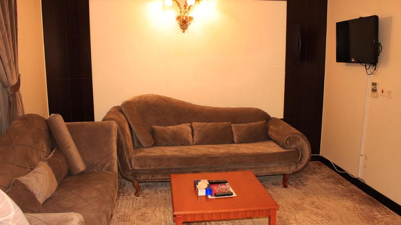 Ḩafar al Bāţin Al Farhan Hotel Hafer Albaten מראה חיצוני תמונה
